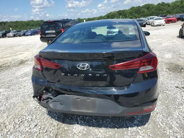 2019 HYUNDAI ELANTRA SE  