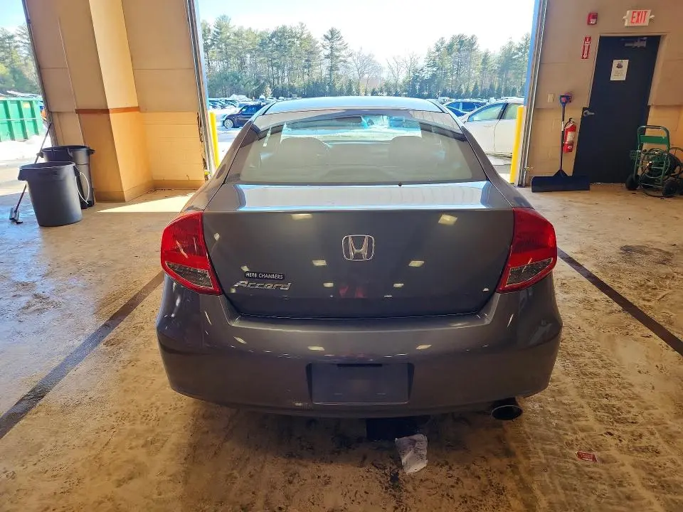 2012 HONDA ACCORD LX  