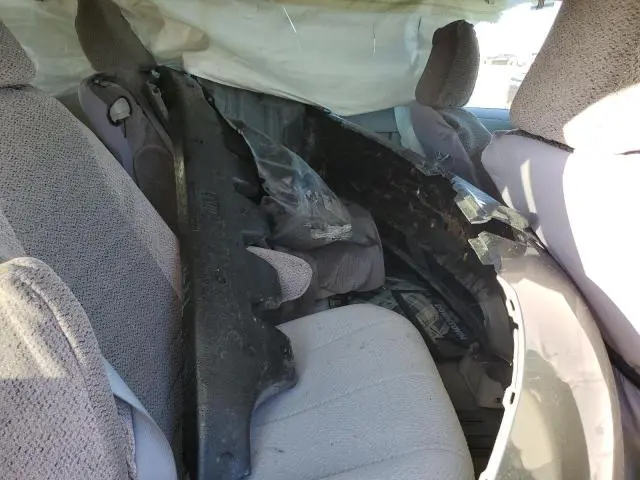 2013 TOYOTA SIENNA LE  