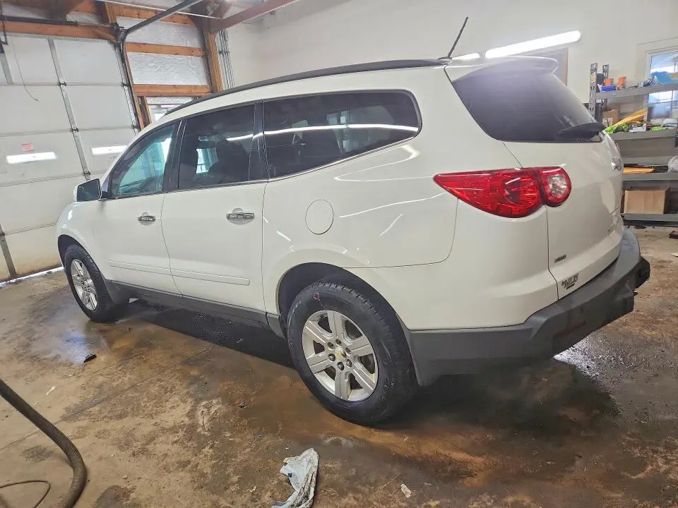 2012 CHEVROLET TRAVERSE LT  