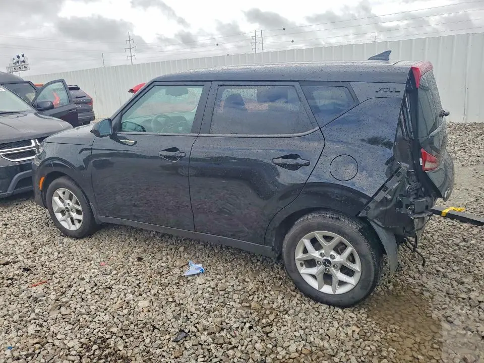 2022 KIA SOUL S  