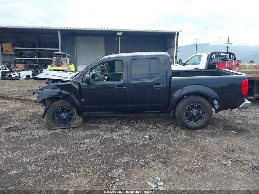 2015 NISSAN FRONTIER SV