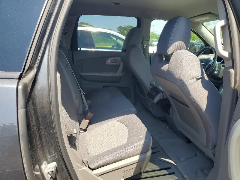 2012 CHEVROLET TRAVERSE LS  