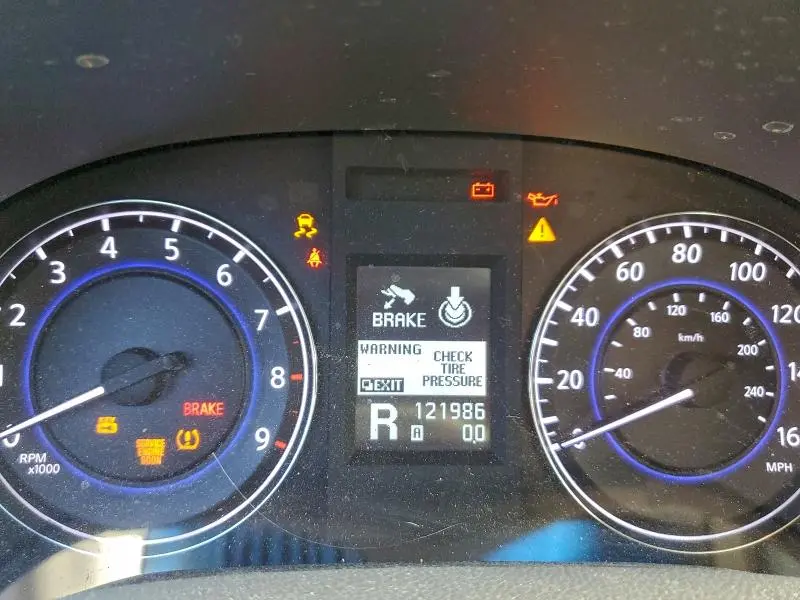 2013 INFINITI G37 BASE  