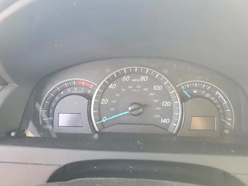 2015 TOYOTA CAMRY LE  