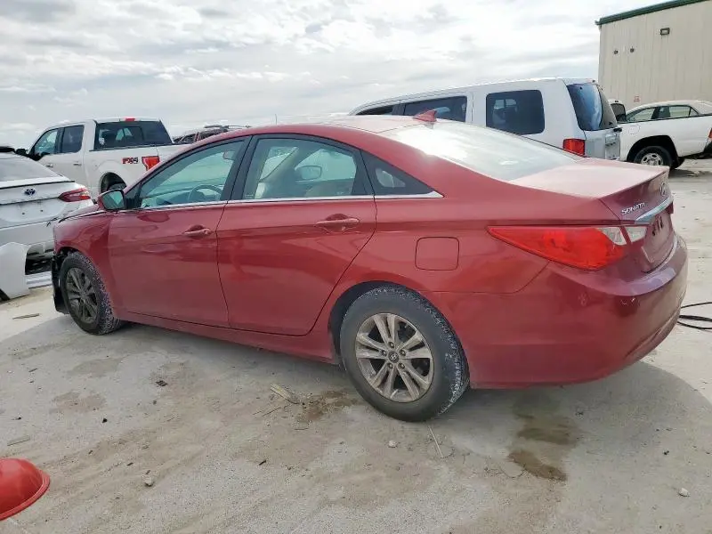 2013 HYUNDAI SONATA GLS  