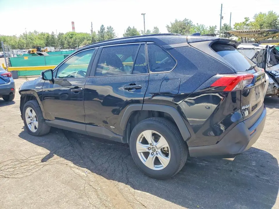 2019 TOYOTA RAV4 LE  