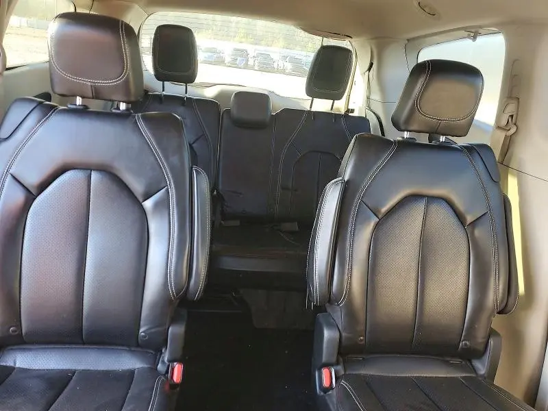 2020 CHRYSLER VOYAGER LXI  