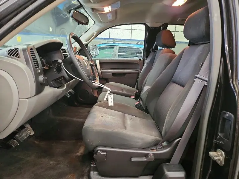 2011 CHEVROLET SILVERADO C1500 LS  