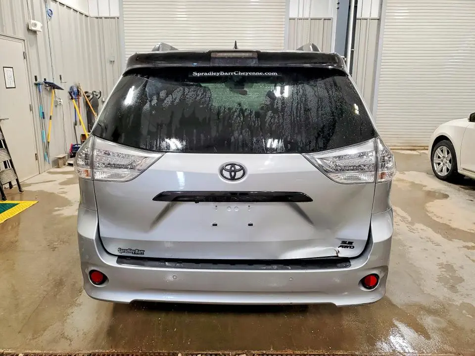 2020 TOYOTA SIENNA SE 7-PASSENGER  