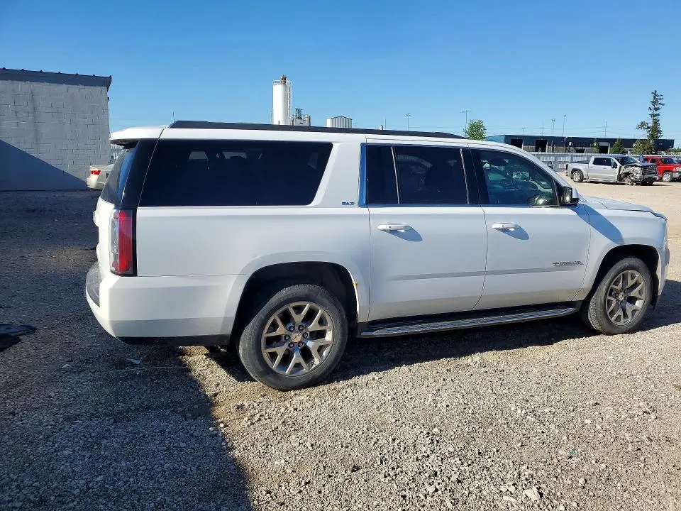 2017 GMC YUKON XL K1500 SLT  