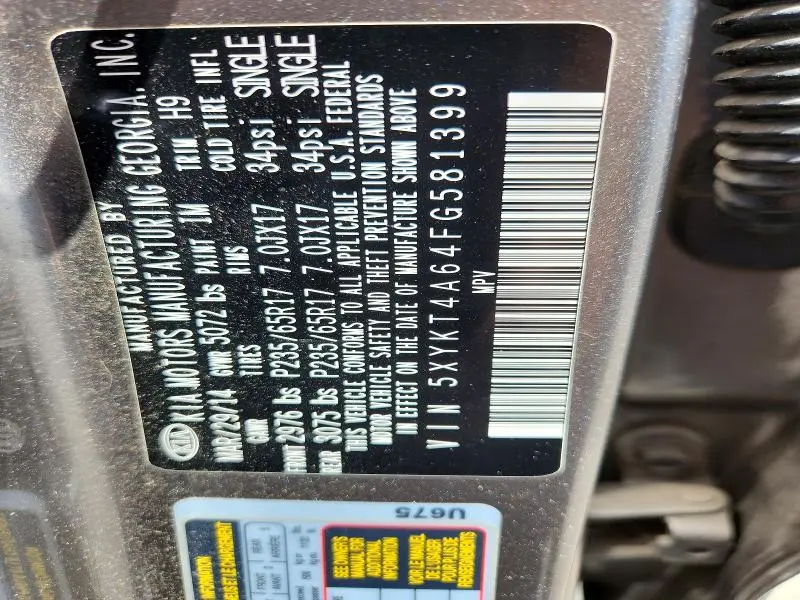 2015 KIA SORENTO LX  