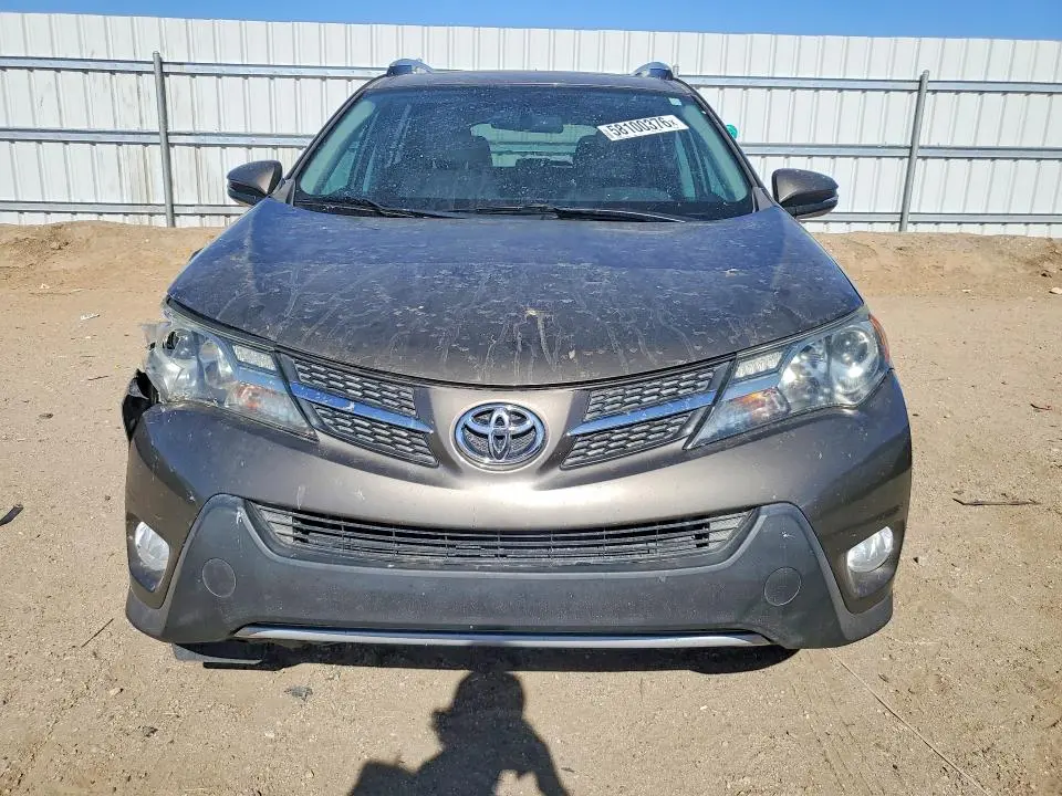 2014 TOYOTA RAV4 XLE  