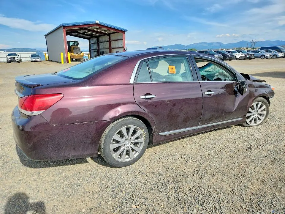 2011 TOYOTA AVALON LIMITED  