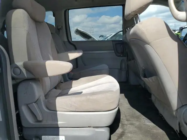 2010 KIA SEDONA LX  