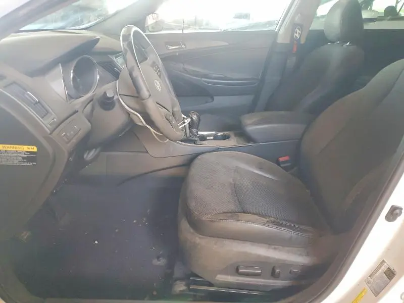 2012 HYUNDAI SONATA SE  