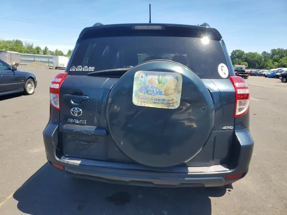 2011 TOYOTA RAV4 BASE  