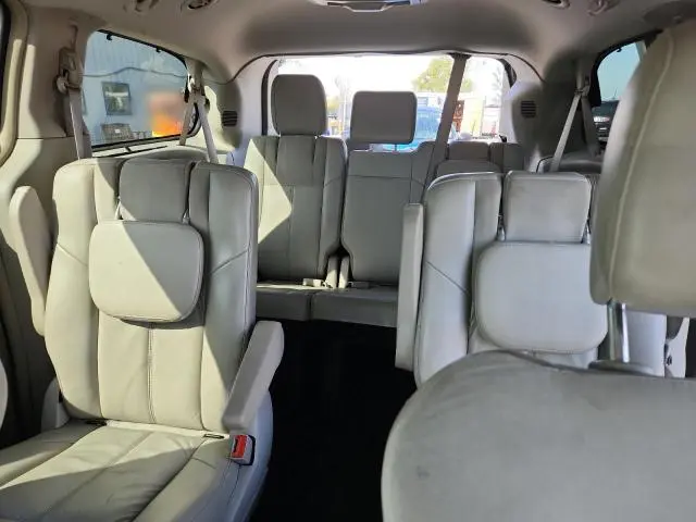 2012 CHRYSLER TOWN & COUNTRY LIMITED  