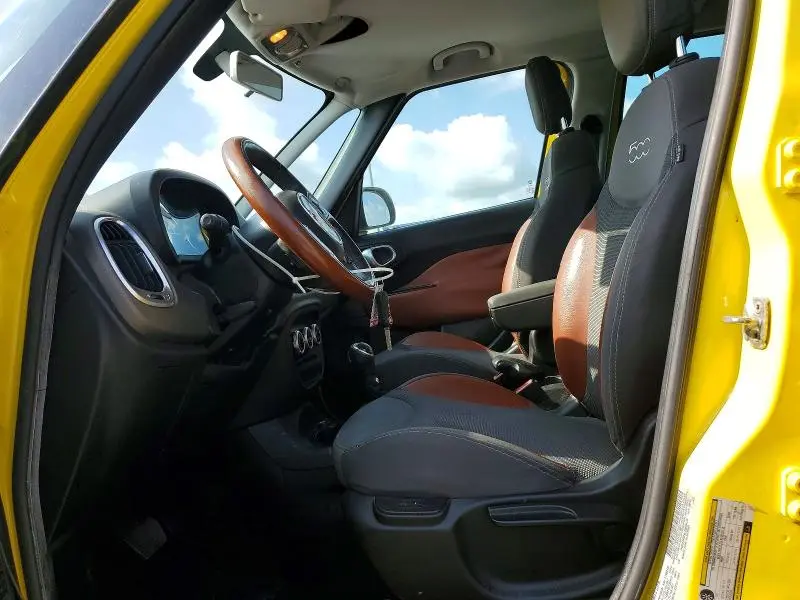 2014 FIAT 500L TREKKING  