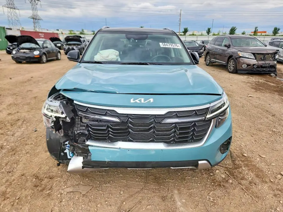 2025 KIA SELTOS S  