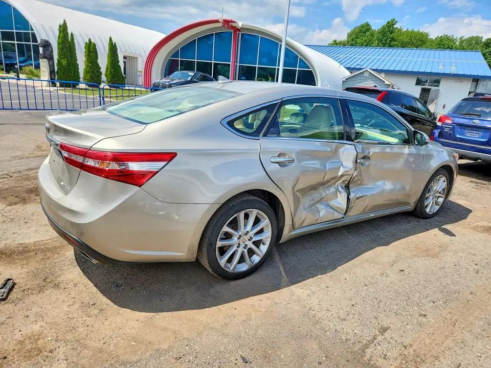 2013 TOYOTA AVALON LIMITED  