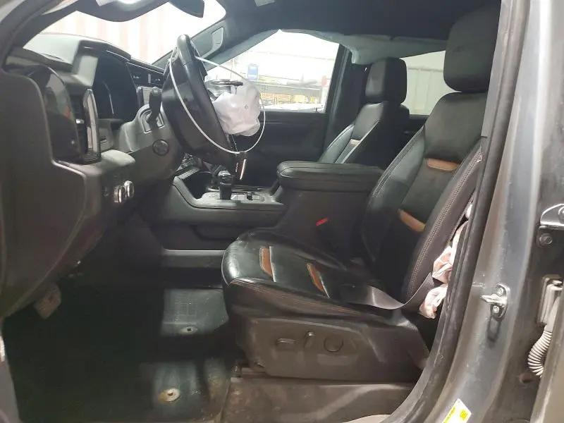 2024 GMC SIERRA K1500 AT4  