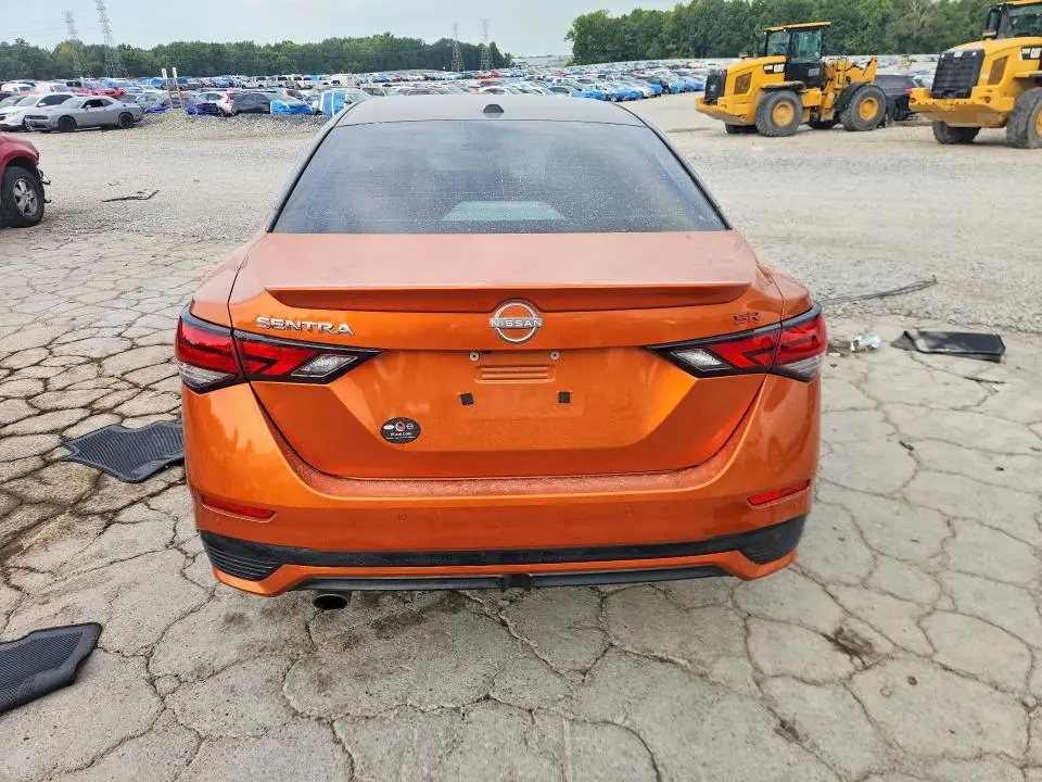 2024 NISSAN SENTRA SR  