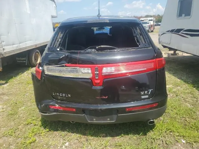 2013 LINCOLN MKT
