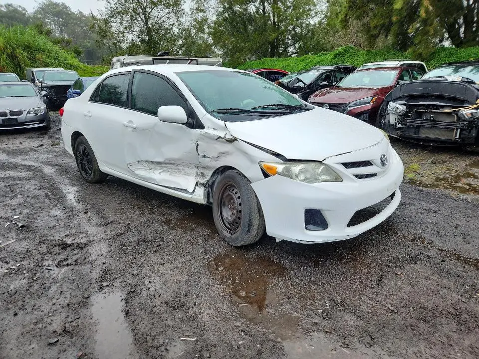 2011 TOYOTA COROLLA BASE  