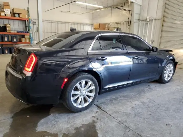 2017 CHRYSLER 300 LIMITED  