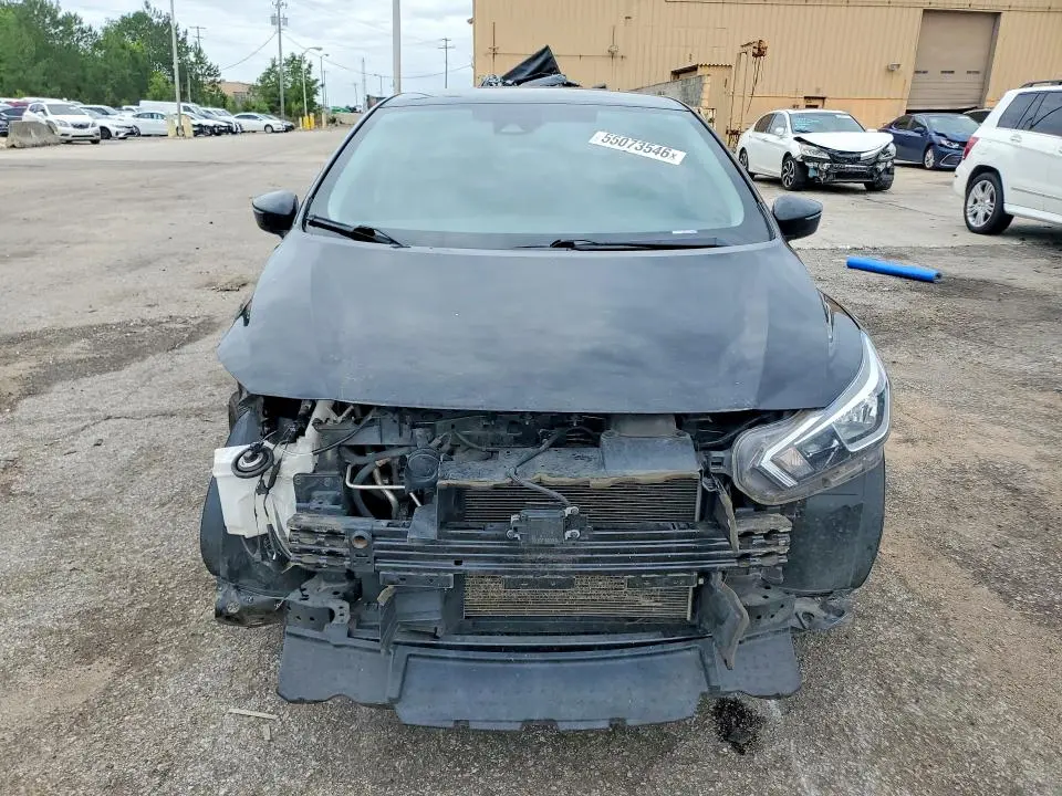 2021 NISSAN VERSA SV  