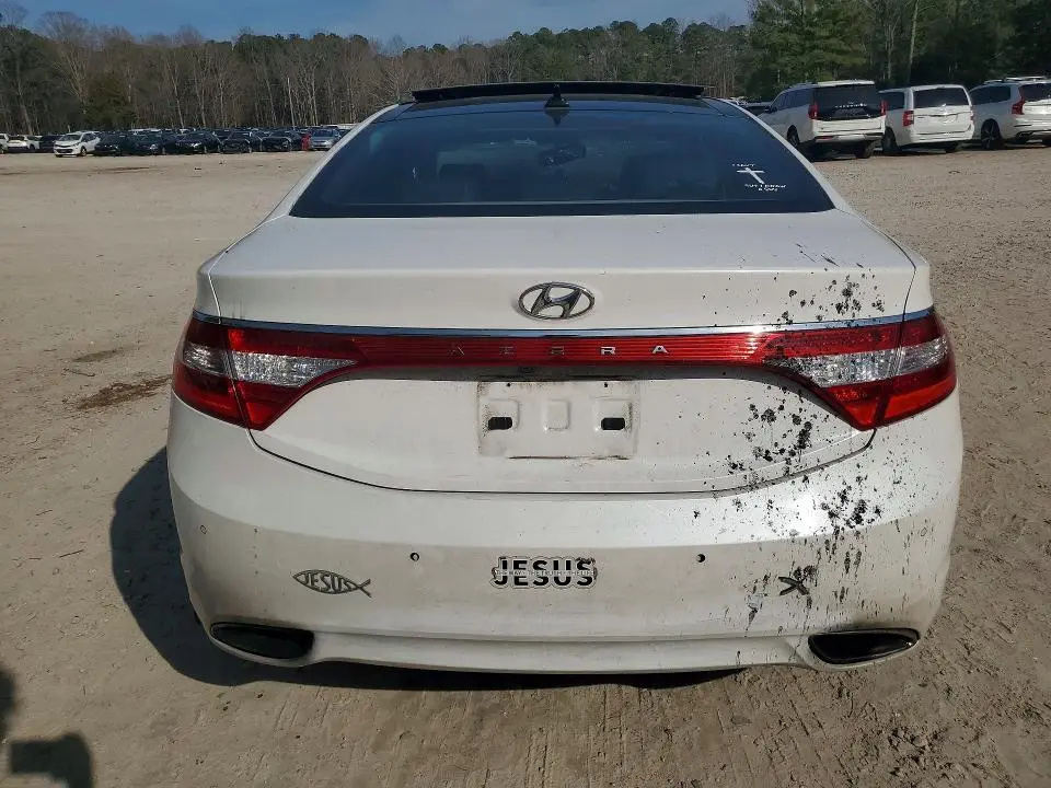 2012 HYUNDAI AZERA   