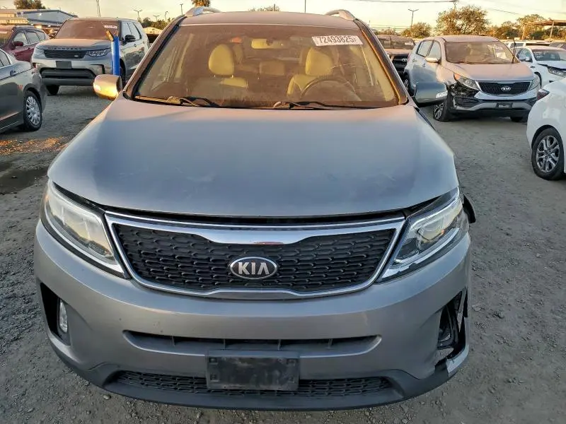 2014 KIA SORENTO LX  