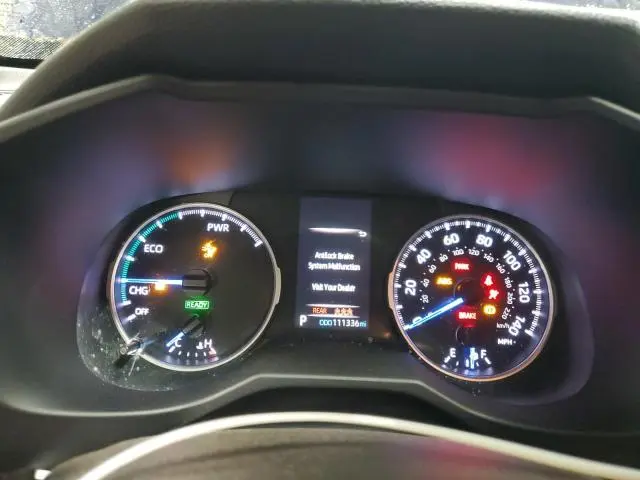 2021 TOYOTA RAV4 XLE  