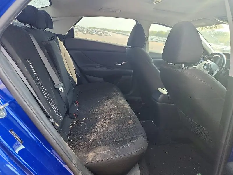 2021 HYUNDAI ELANTRA SEL  