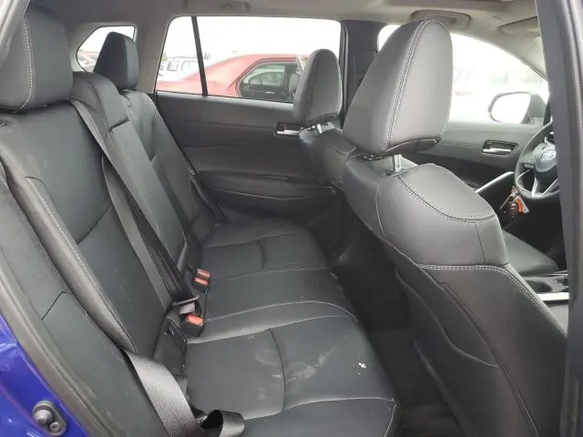 2025 TOYOTA COROLLA CROSS XLE  