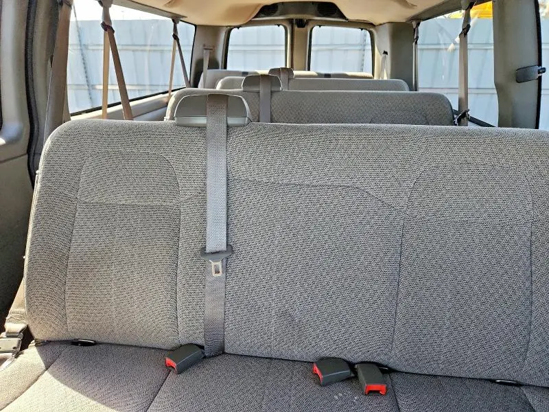 2011 GMC SAVANA G3500 LT  