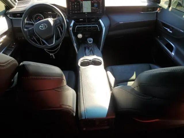 2022 TOYOTA VENZA LE  