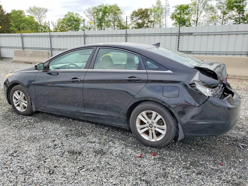 2013 HYUNDAI SONATA GLS  