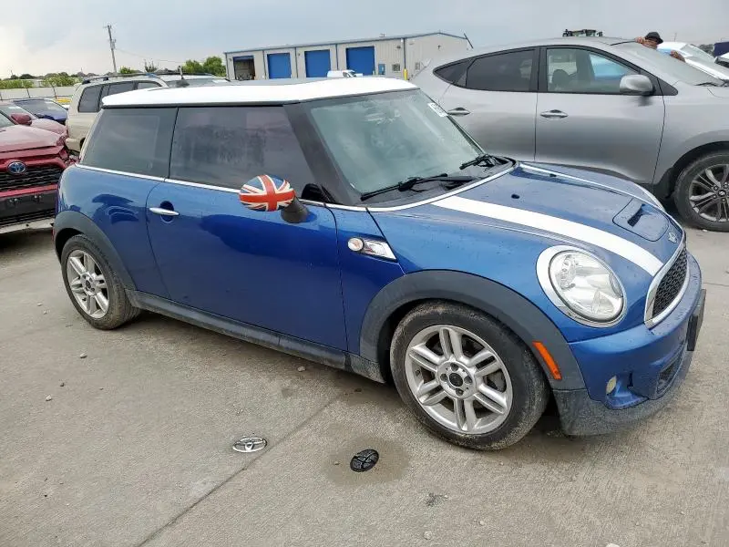 2012 MINI COOPER S  