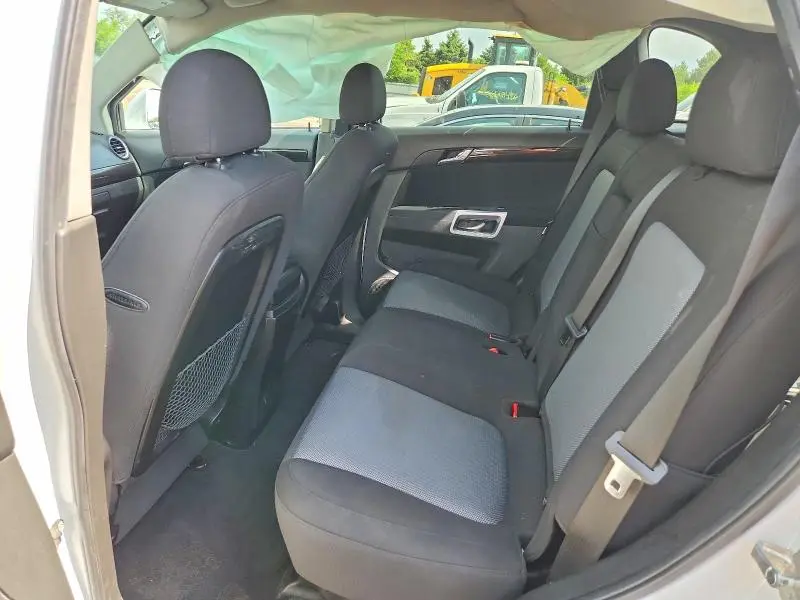 2013 CHEVROLET CAPTIVA LS  