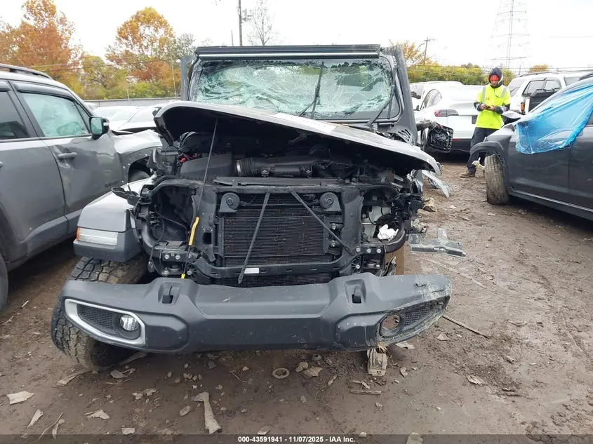 2020 JEEP WRANGLER UNLIMITED SAHARA 4X4