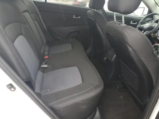 2016 KIA SPORTAGE LX  