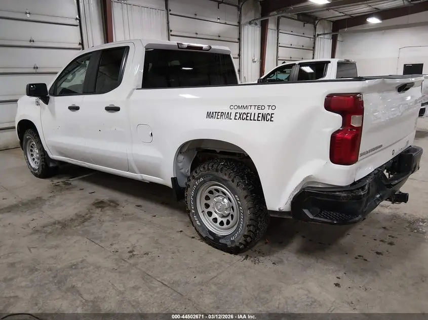 2024 CHEVROLET SILVERADO 1500 4WD  STANDARD BED WT