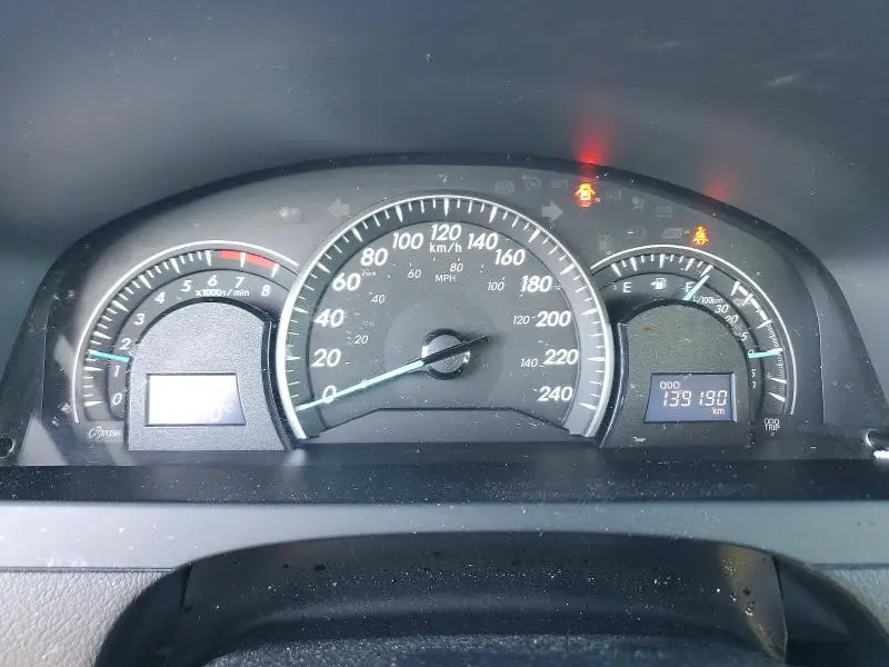 2014 TOYOTA CAMRY L  