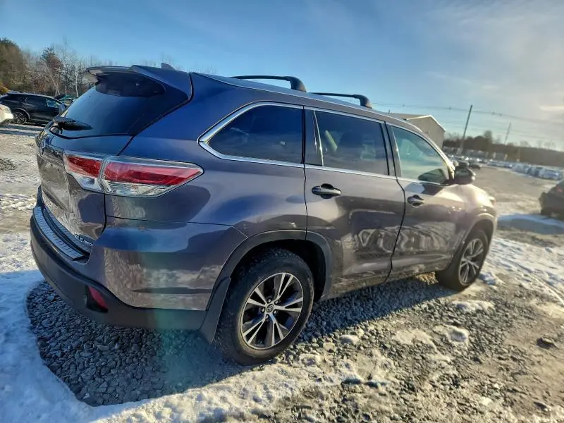 2016 TOYOTA HIGHLANDER XLE  