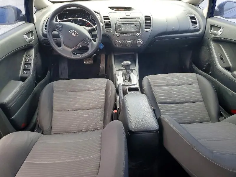 2017 KIA FORTE LX  