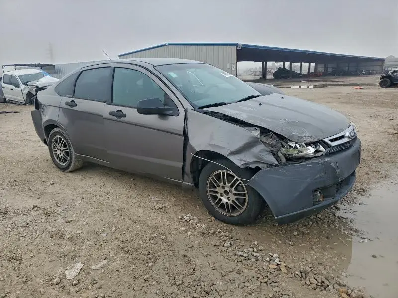 2011 FORD FOCUS SE  