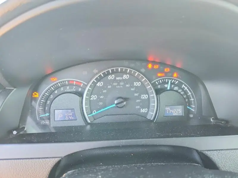 2015 TOYOTA CAMRY LE  