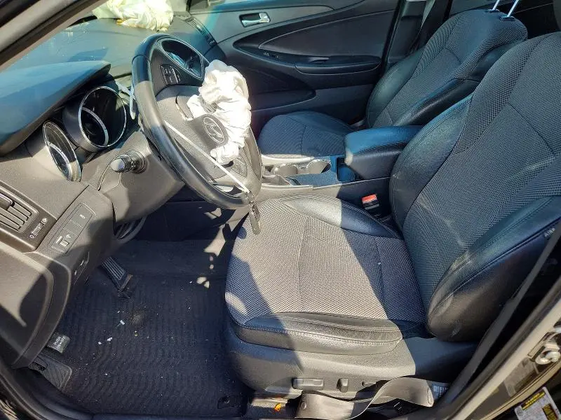 2011 HYUNDAI SONATA SE  
